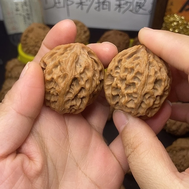 文玩核桃    苹果园