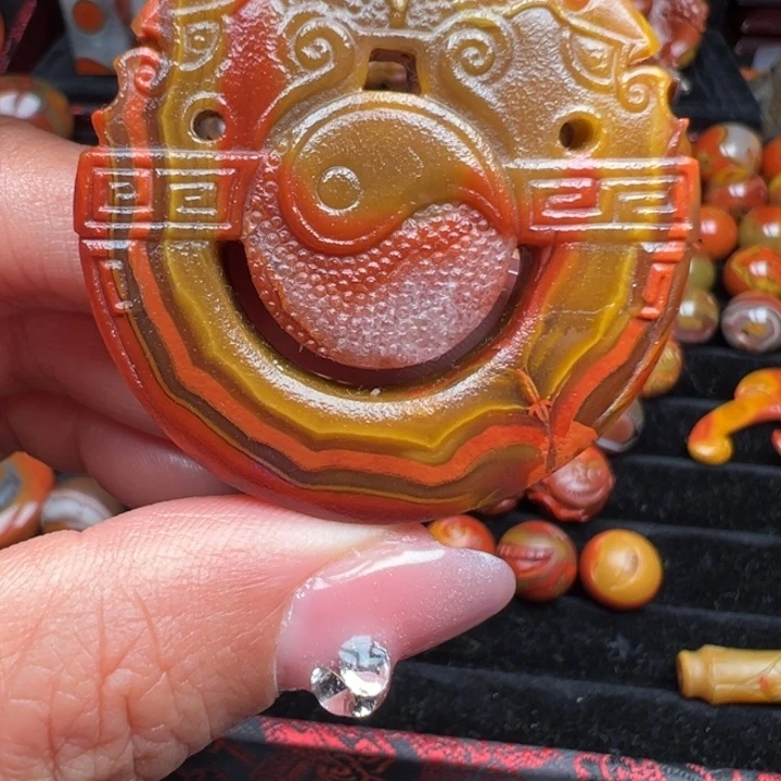 开***乐玛瑙/玉髓未镶嵌战国红玛瑙