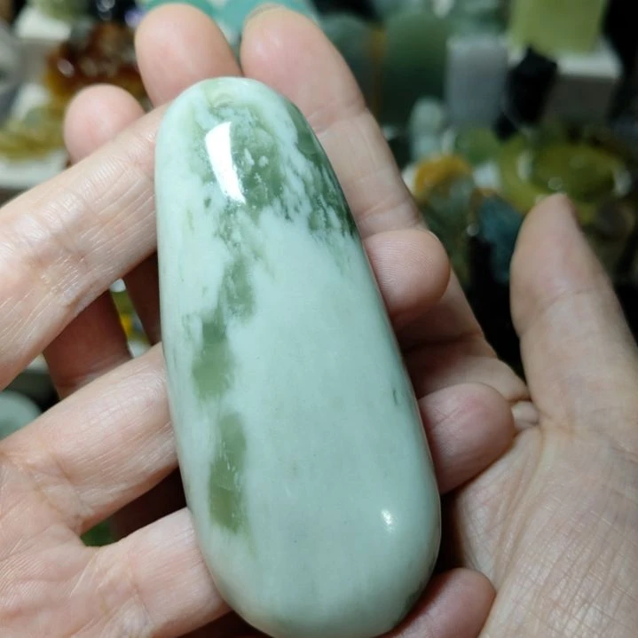 岫玉未镶嵌手把件