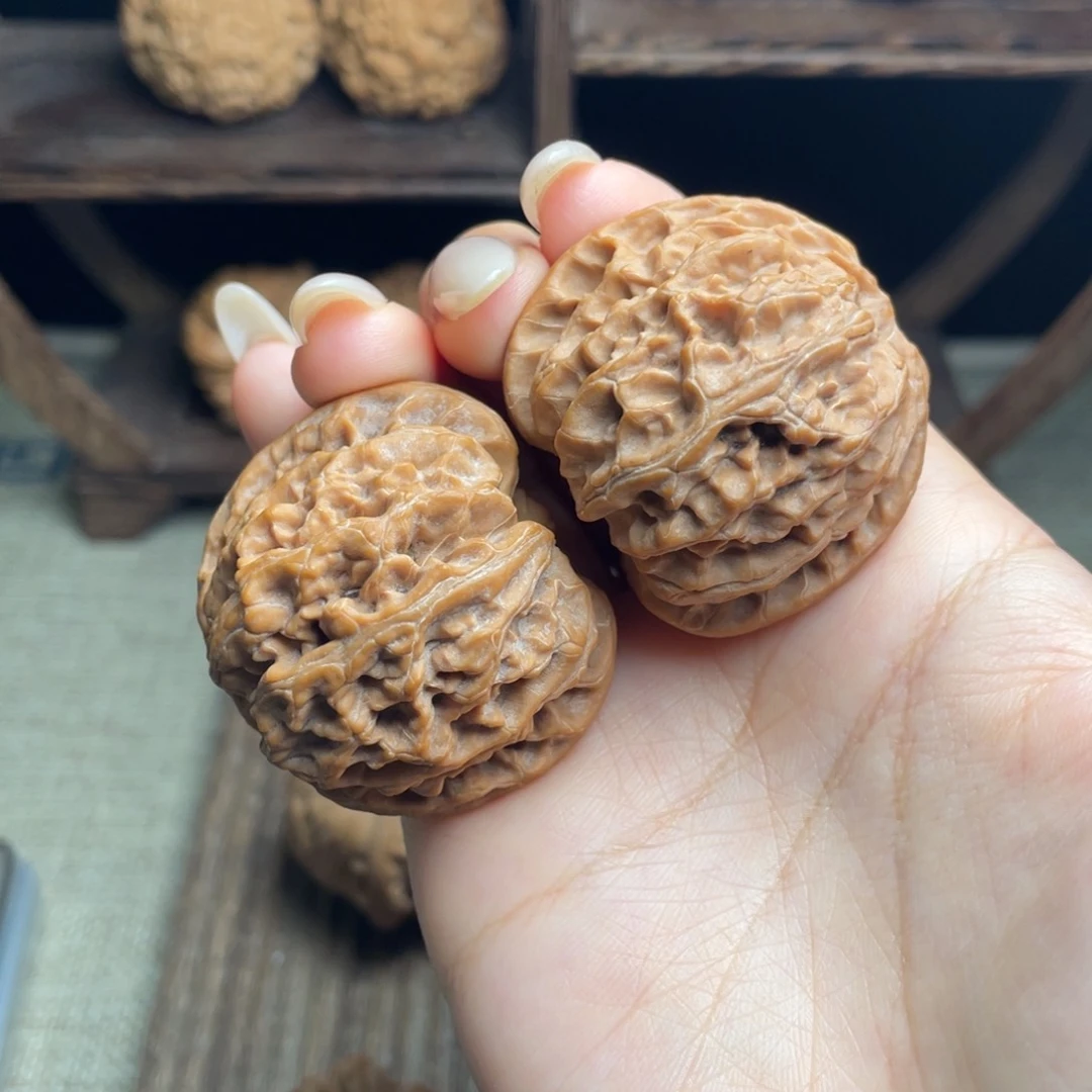 文玩核桃吊坠苹果园40 全品白茬精配