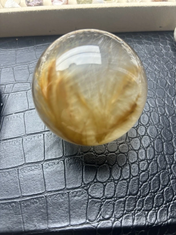 天然水晶球蝴蝶发晶 摆件 6.4cm