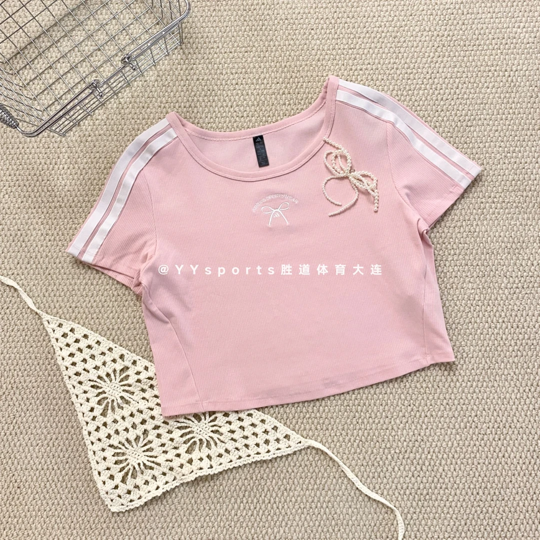 adidas/阿迪达斯女款SPORTSWEAR圆领舒适休闲短袖常规T恤 JY7650