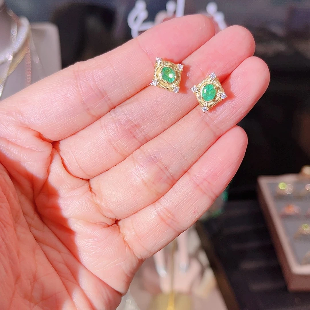 祖母绿耳钉银S925镶嵌