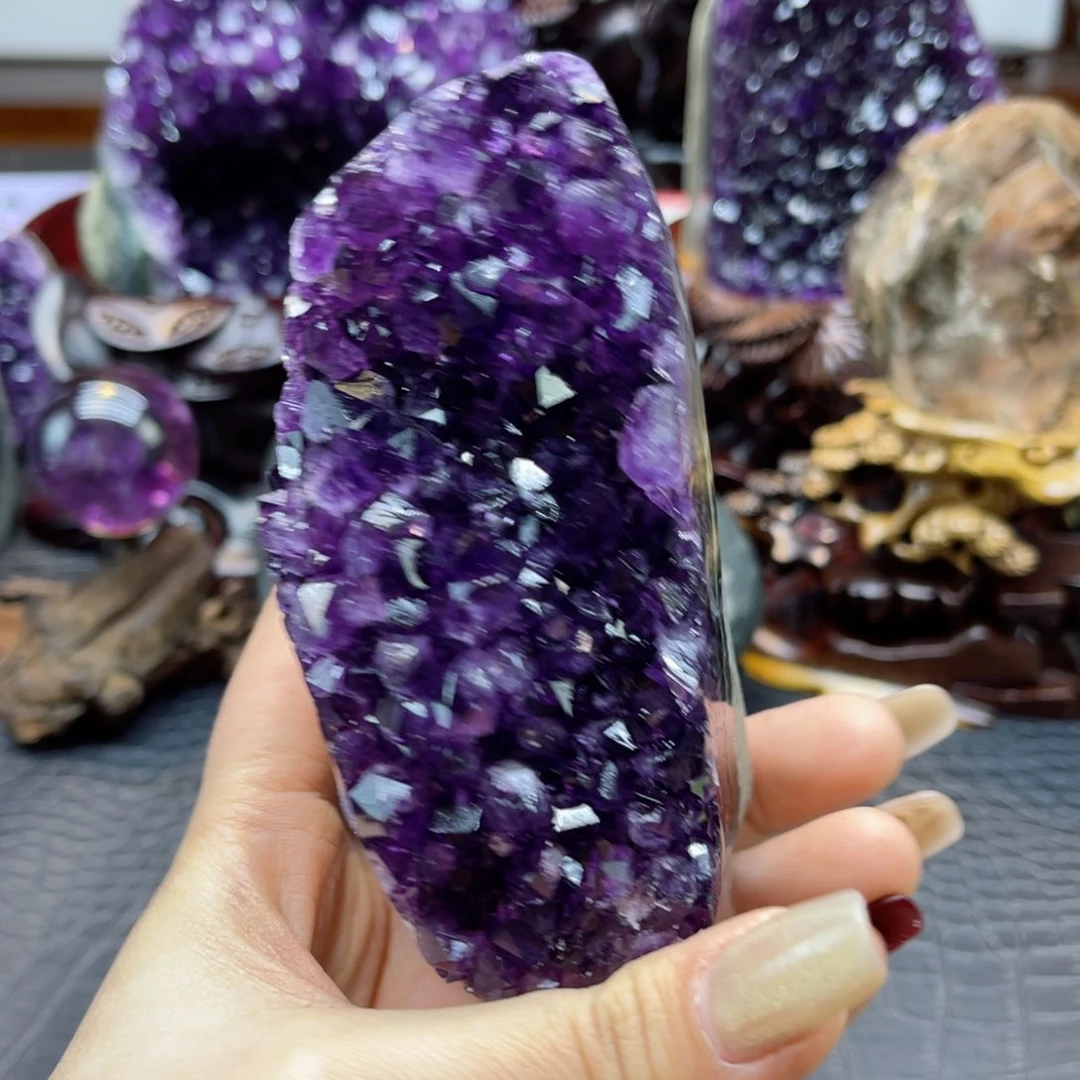 紫晶大型摆件（非配饰）未镶嵌