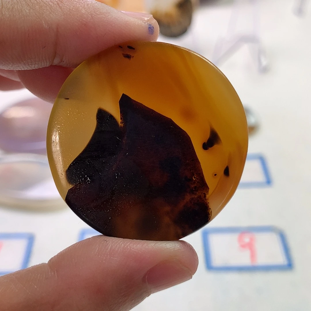玛瑙/玉髓未镶嵌珠宝半成品