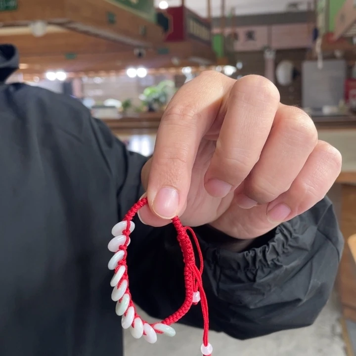 翡翠未镶嵌手绳手绳