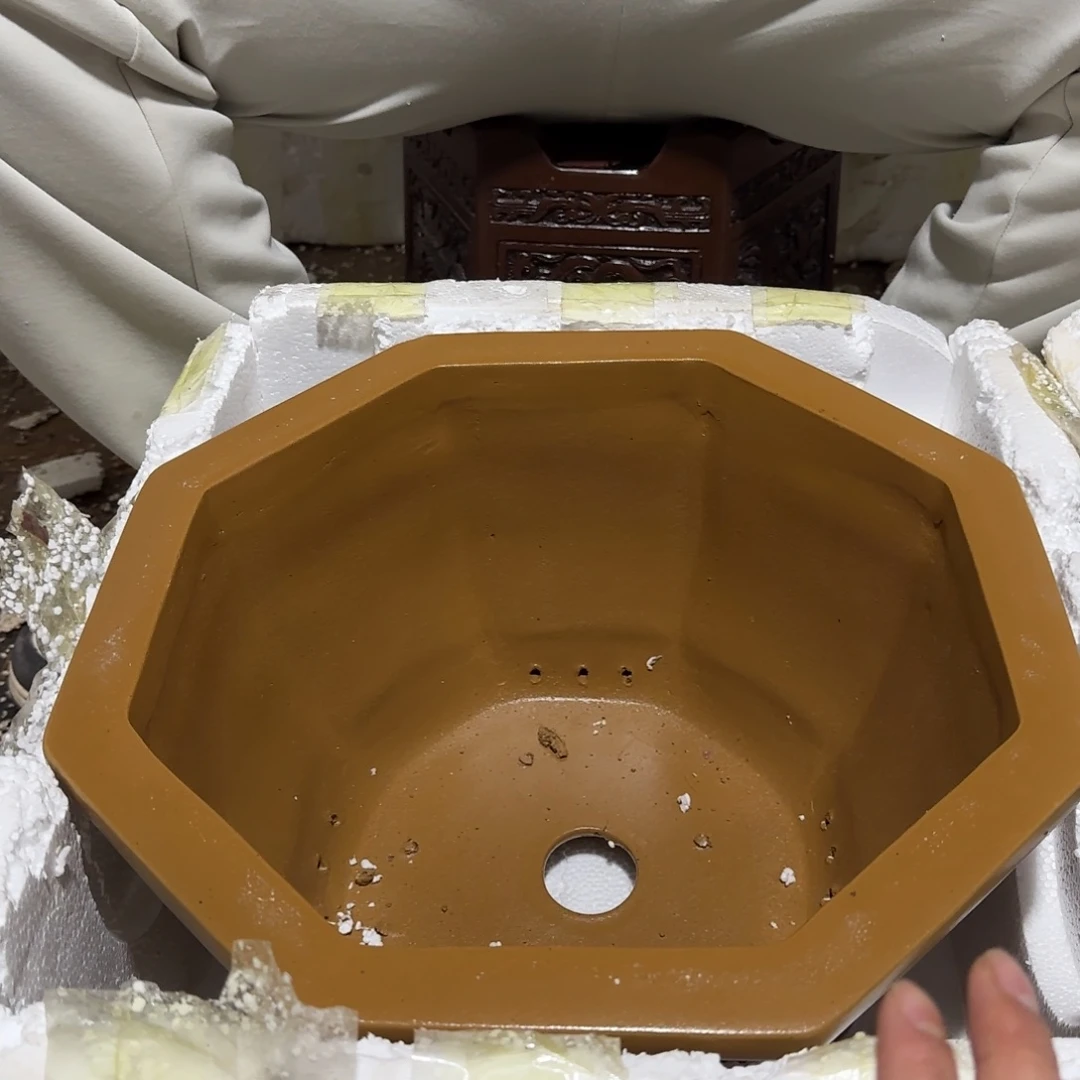 紫砂花盆口径约为特大