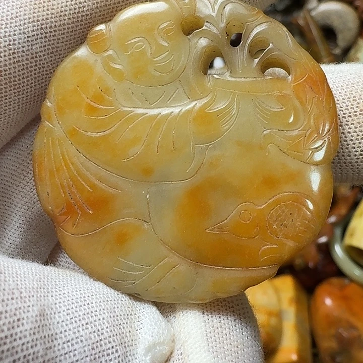 和田玉未镶嵌挂件