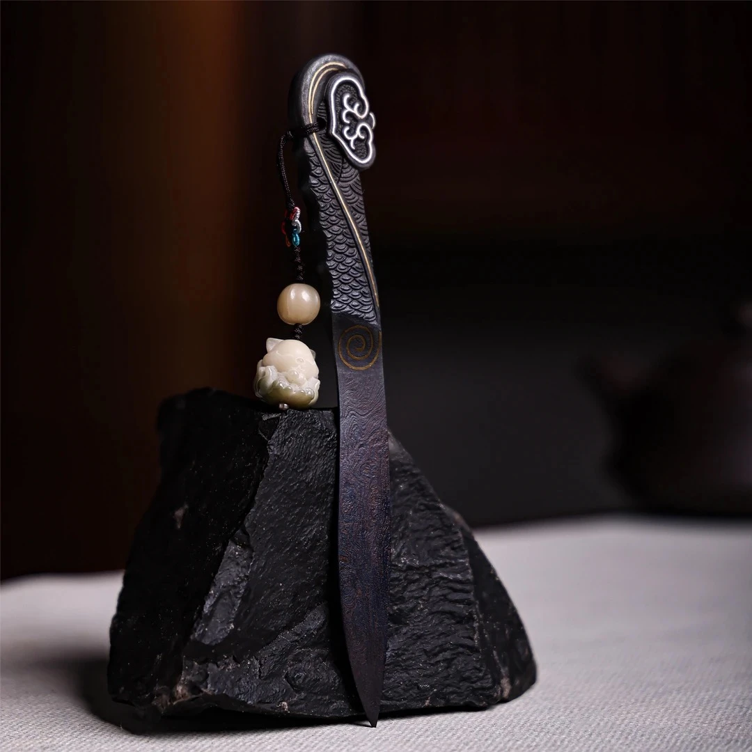 062《遂心如意》错金银百炼花纹钢茶刀.江龙制（未开刃）