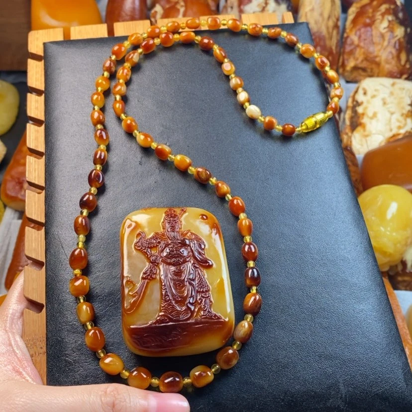 【闪购商品】定制琥珀友****木裸石，。