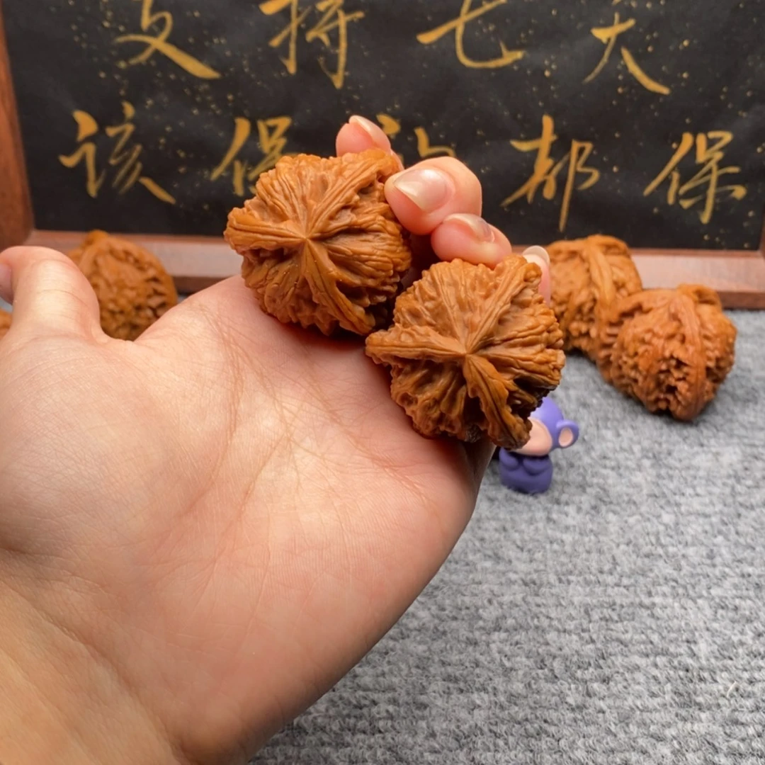 【闪购商品】吊坠文玩核桃魏**丶
