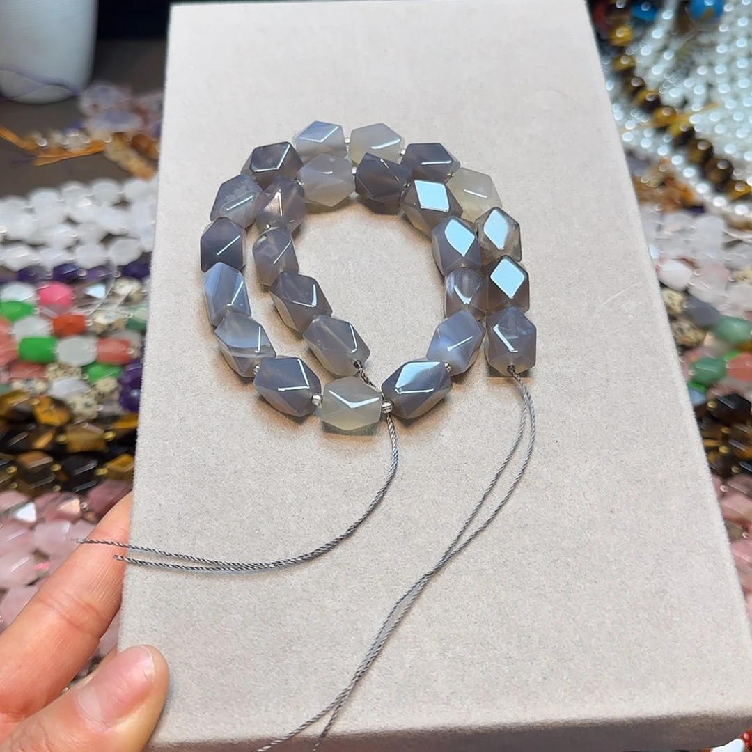 玛瑙/玉髓合金珠宝半成品长八棱灰玛瑙10✖️14mm一条