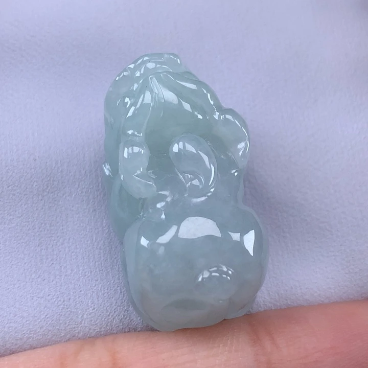 颈饰未镶嵌翡翠貔貅吊坠