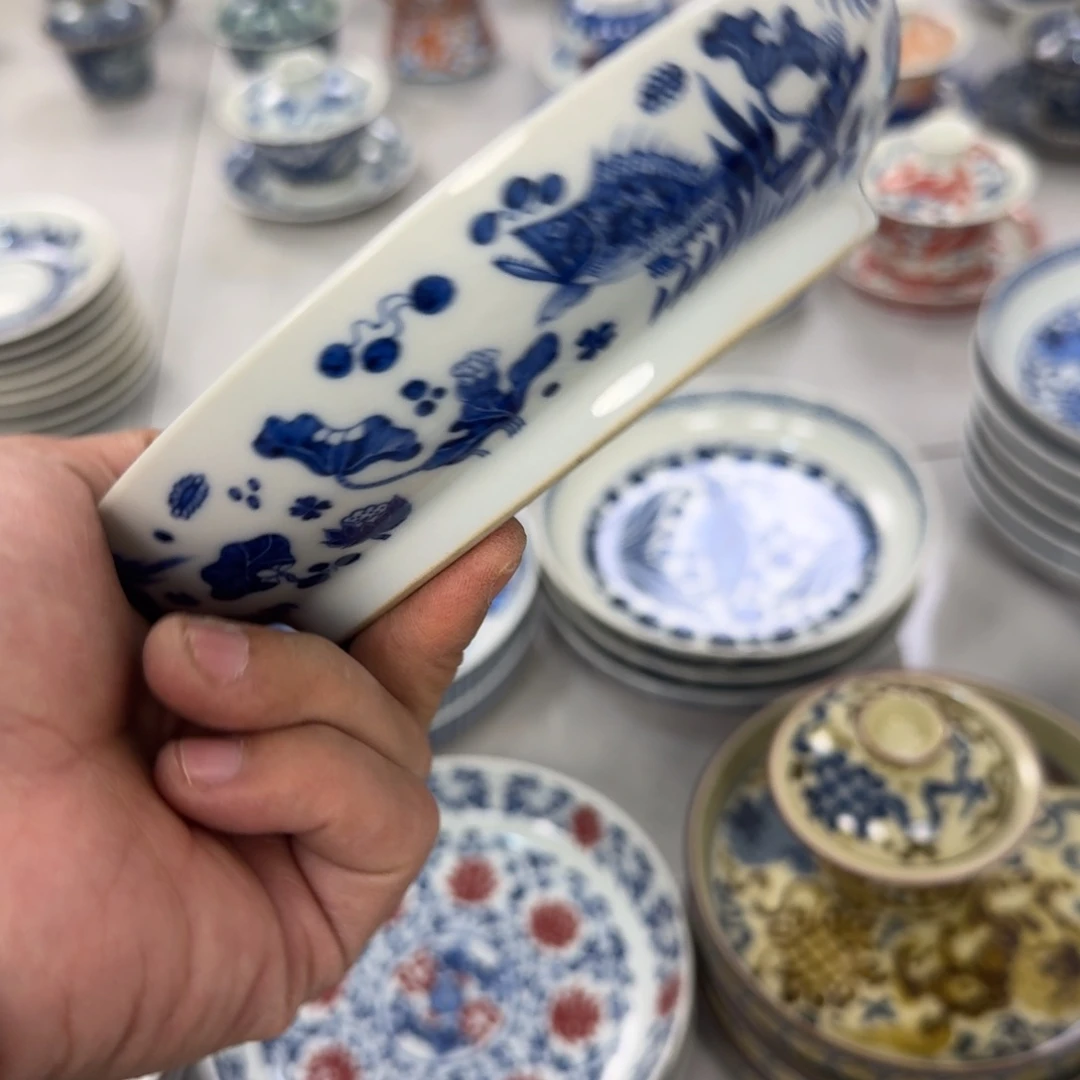 摆件青花鱼藻纹大壶承