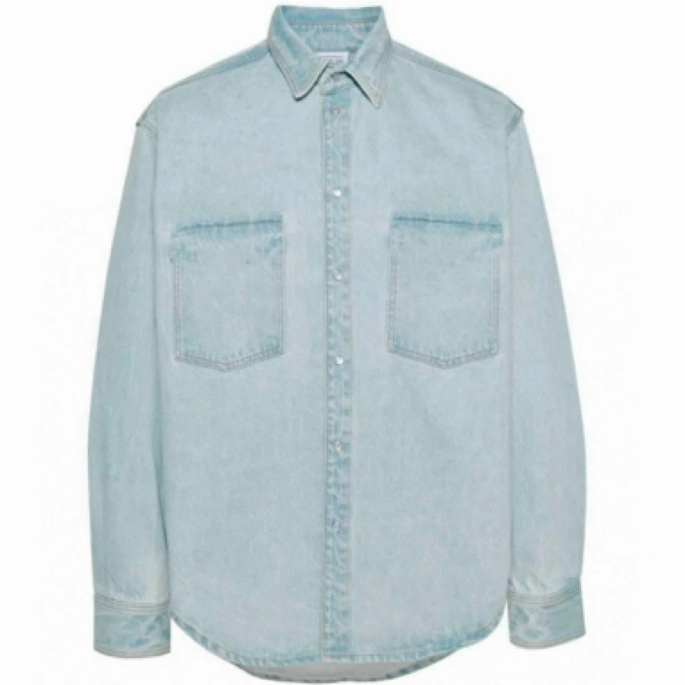 新款水洗浅蓝色牛仔外衣