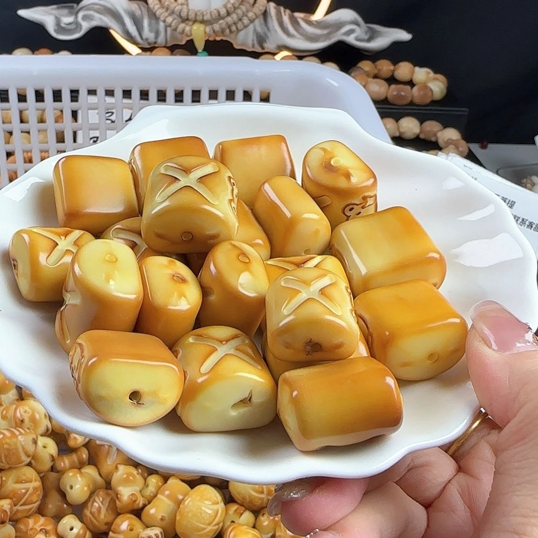 菩提根/象牙果手串瑕疵牙果小熊面包4颗不挑瑕疵有裂介意勿拍