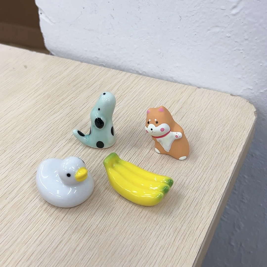 奥****￴陶瓷瑕疵磕碰封釉，完美主义者慎拍！