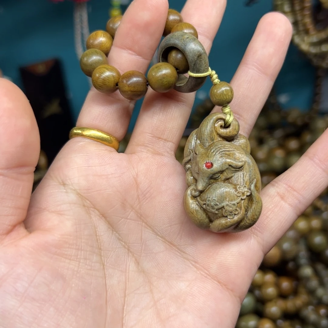 无事牌维腊木（绿檀）