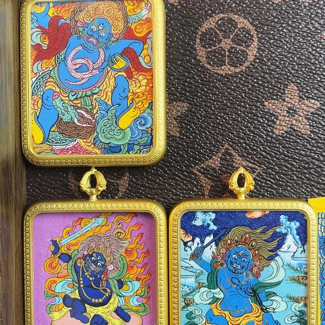 A***_吊坠啦啦啦啦啦啦啦