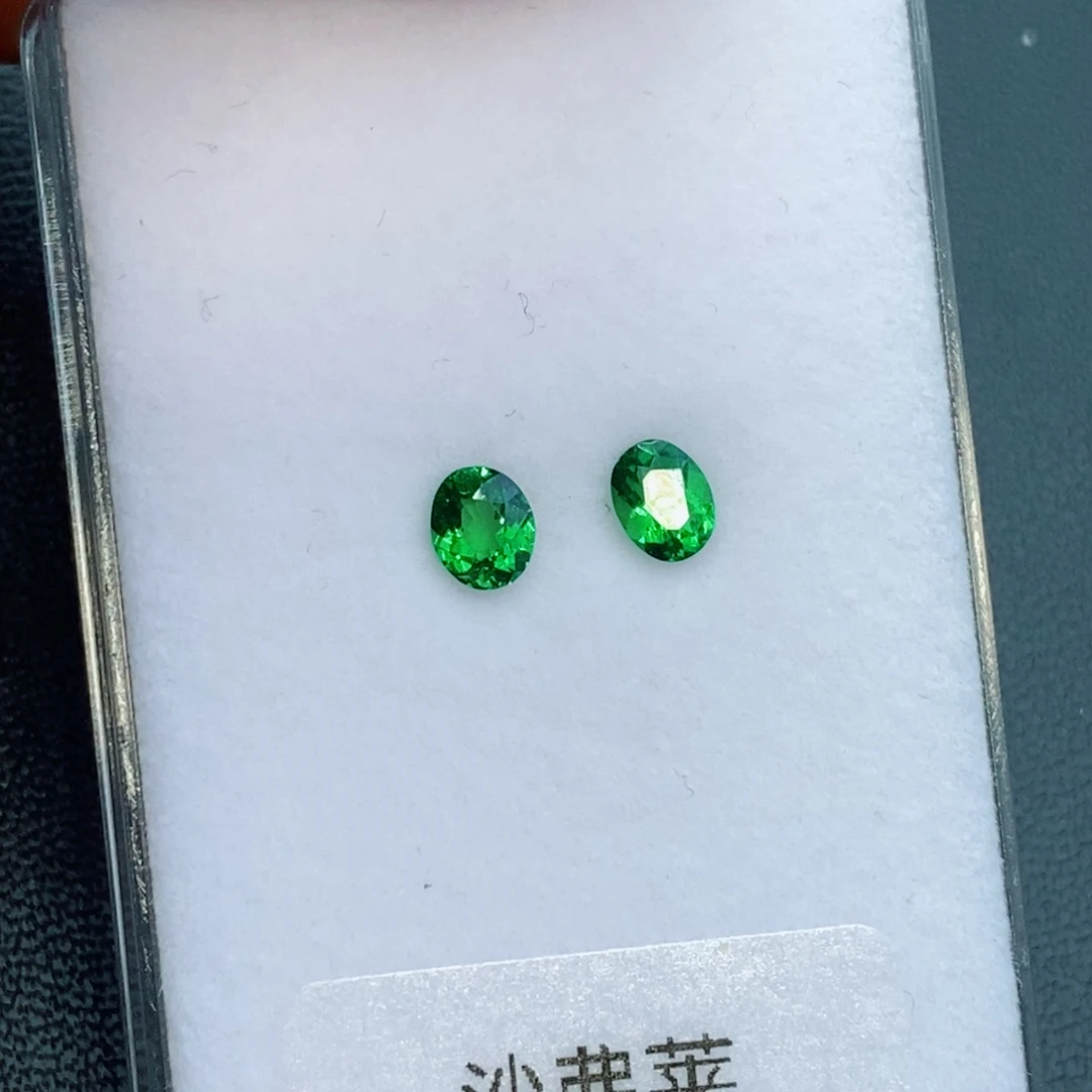 石榴石（沙弗莱）裸石未镶嵌90分