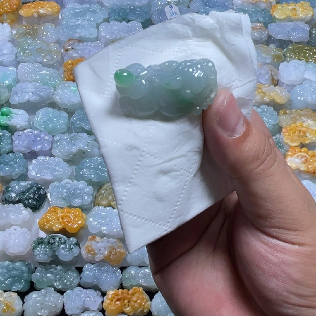 翡翠未镶嵌颈饰天然