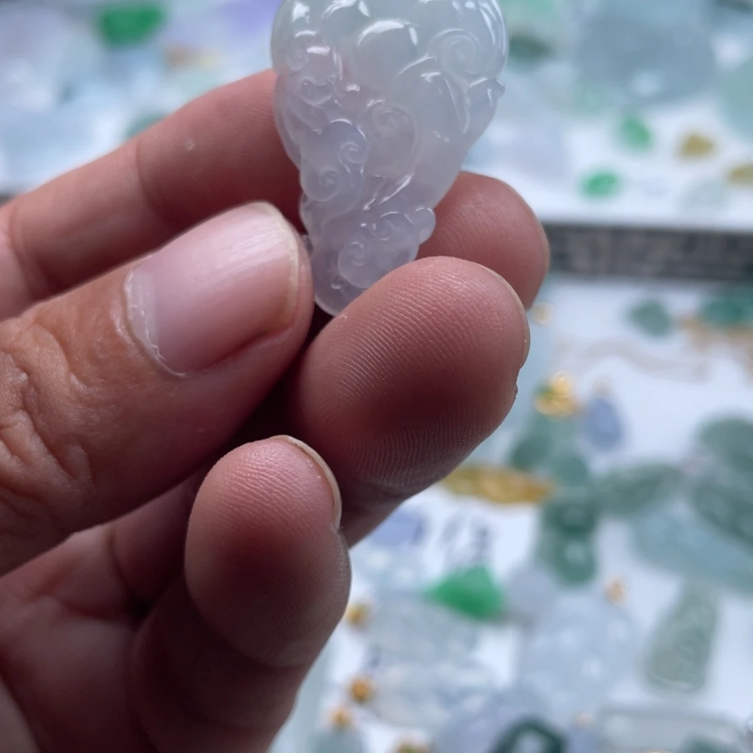 翡翠未镶嵌颈饰翡翠高冰仿古如意