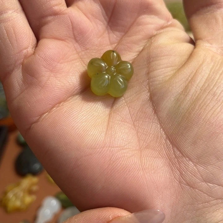 蛇纹石玉合金颈饰