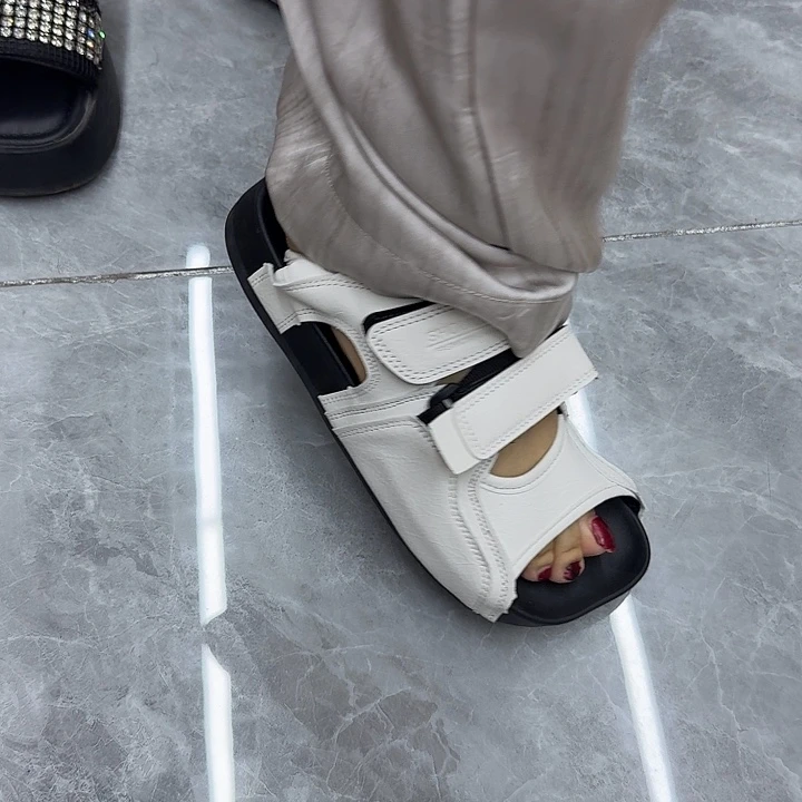 包头凉鞋f01白色40