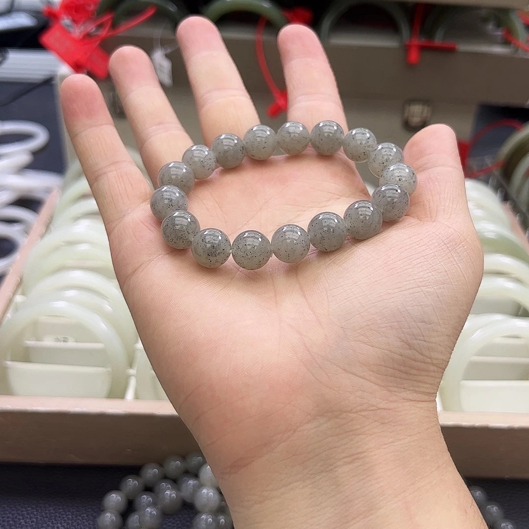 和田玉未镶嵌手串