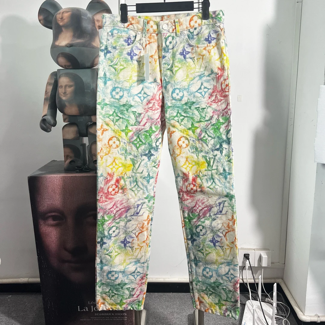 未使用 LouisVuitton/路易威登 蜡笔满印牛仔裤 V2210尺码31