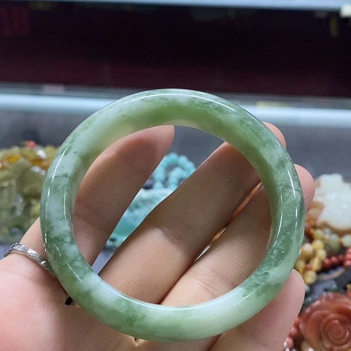 吊坠(赠链)未镶嵌翡翠