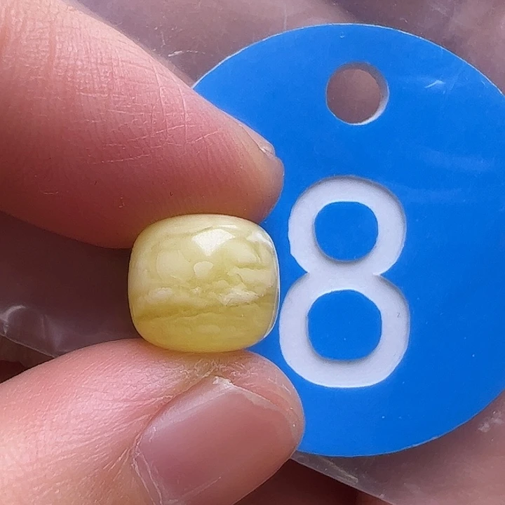 裸石蜜蜡未镶嵌10/9m m