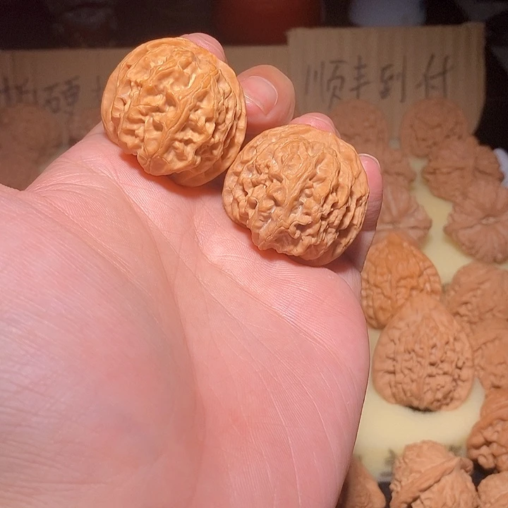 文玩核桃手把件苹果