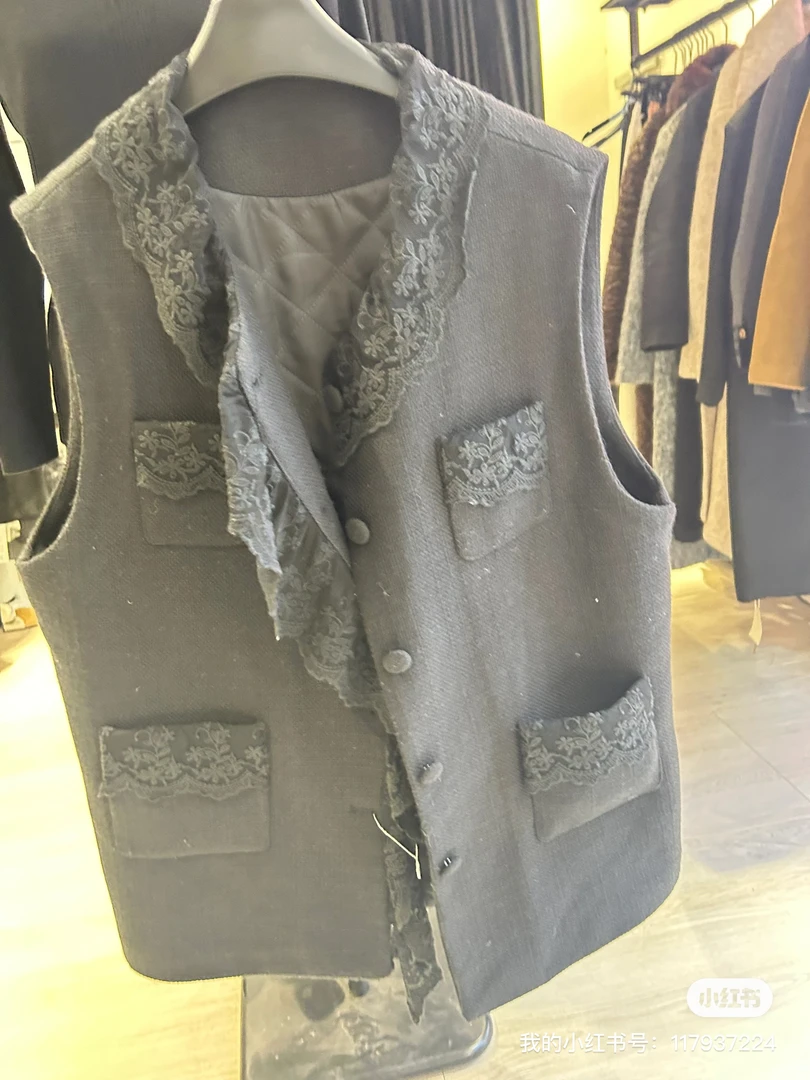 2025年爆款蕾丝马甲