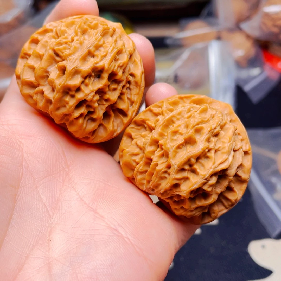 吊坠文玩核桃京八对