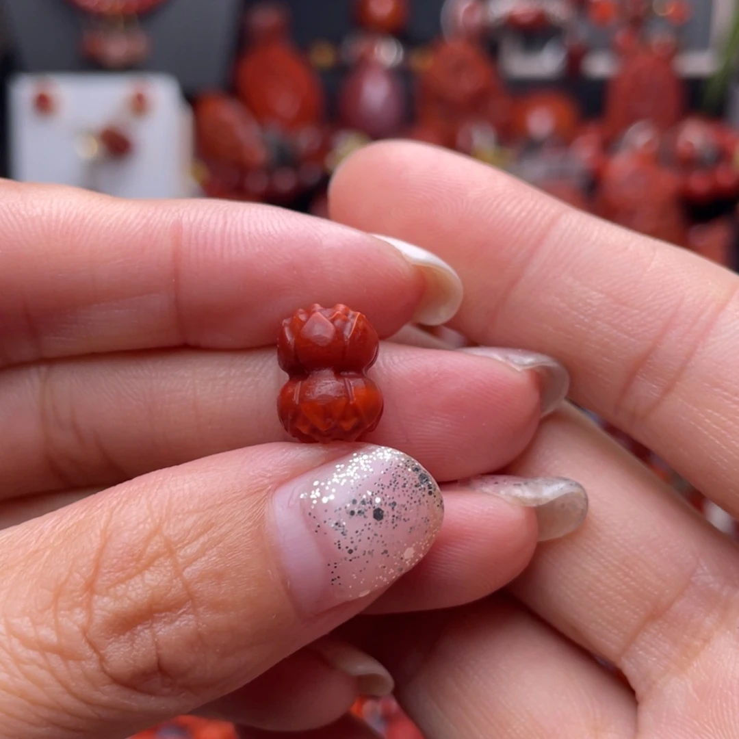 【闪购商品】南红玛瑙并蒂莲未镶嵌