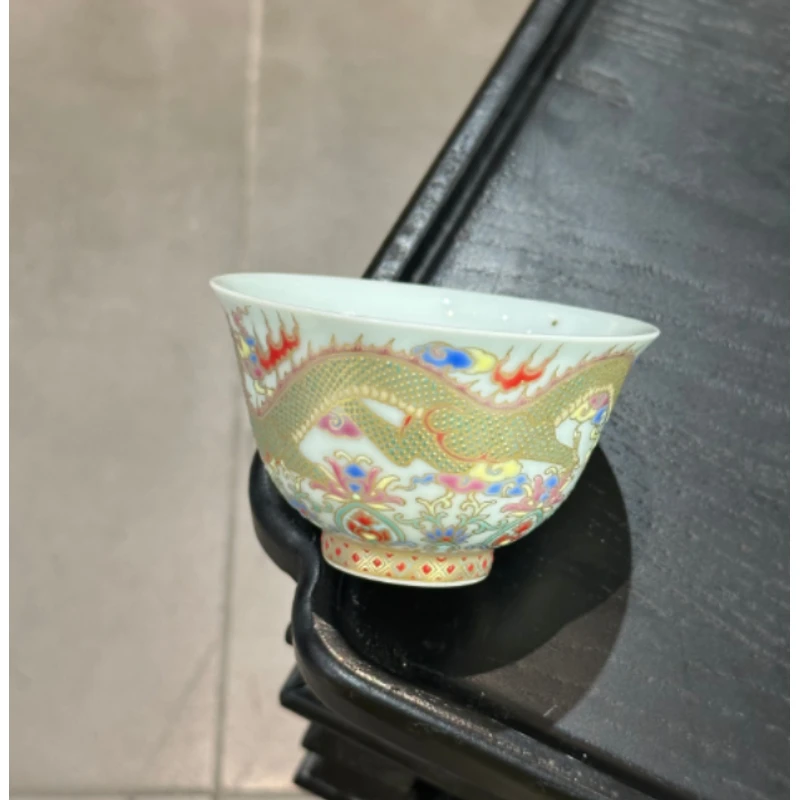 念物山坊缠枝莲金龙杯