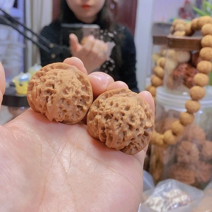 【闪购商品】文玩核桃把件手**香37凤眼