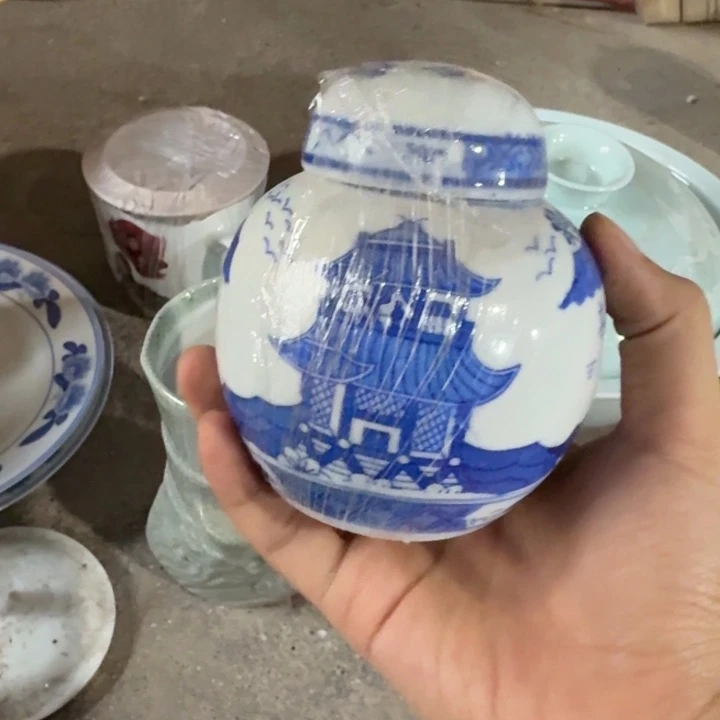 景德镇的陶瓷瓷器
