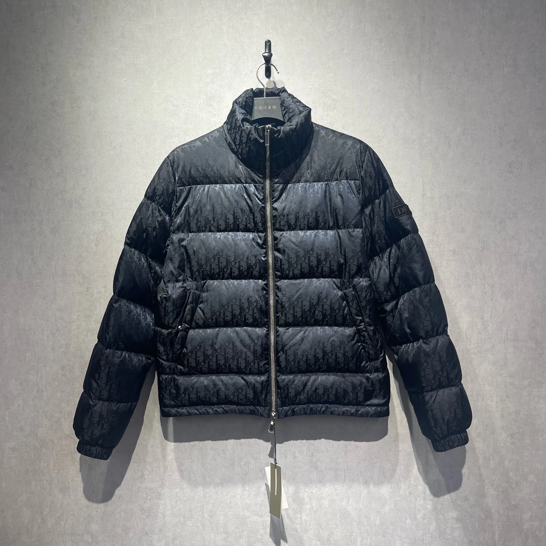 未使用 DIOR/迪奥  logo满印羽绒服外套/46码/DY213141