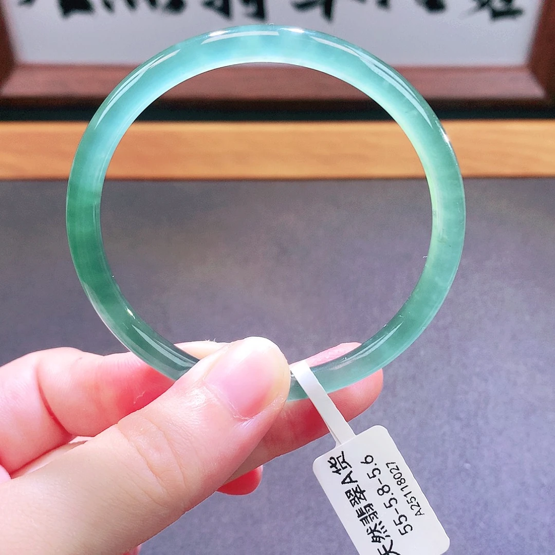 翡翠未镶嵌手镯天然翡翠