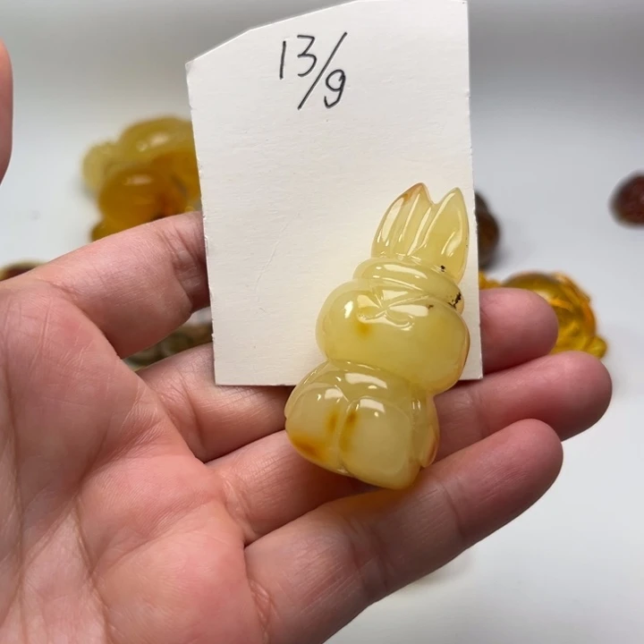 琥珀颈饰未镶嵌琥珀蜜蜡