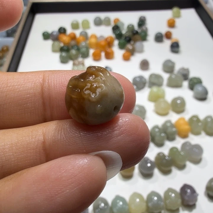 用***2未镶嵌和田玉珠宝半成品