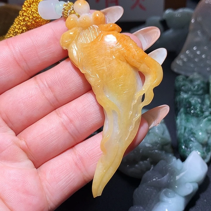 翡翠未镶嵌颈饰保真天然A货翡翠