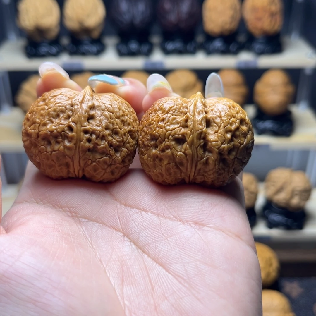 文玩核桃把件5……36花生元宝