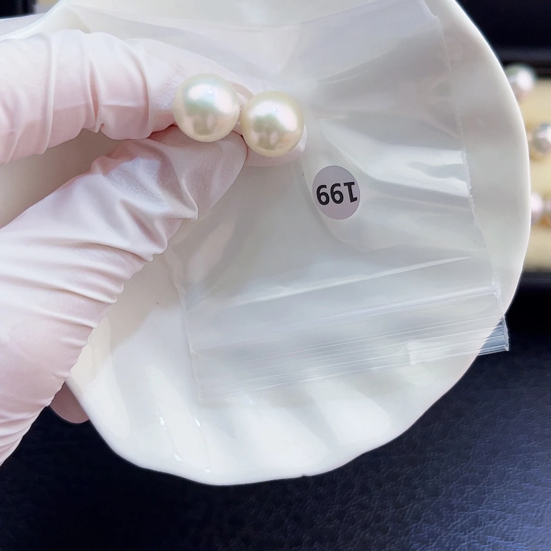 银S925镶嵌耳饰淡水珍珠