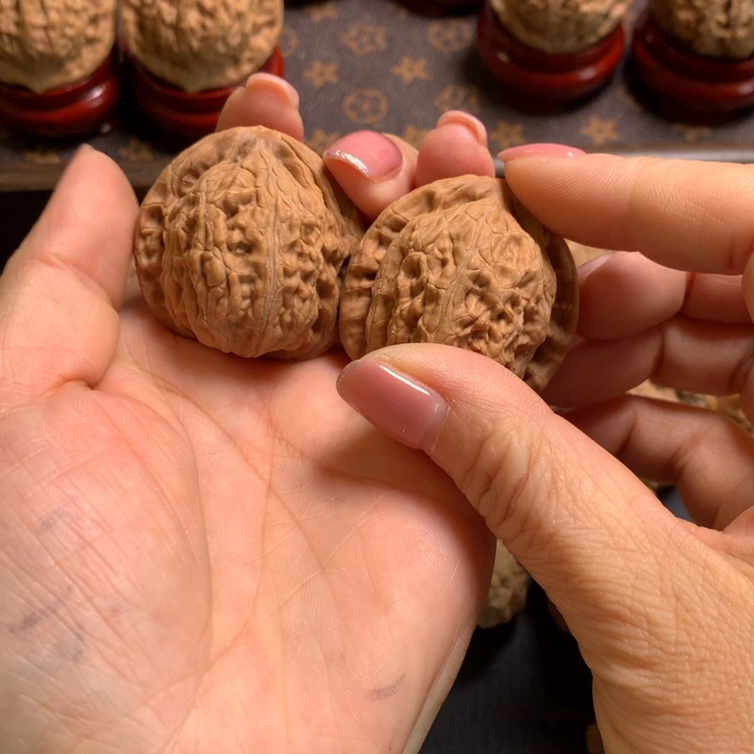 文玩核桃吊坠爱****佬僧帽