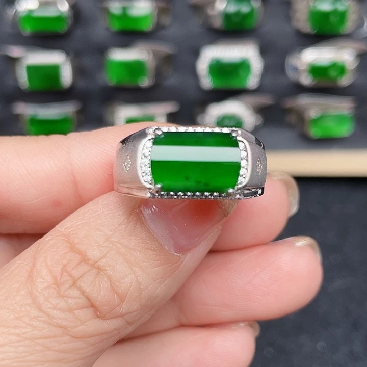 翡翠戒指银S925镶嵌没有运费险编号2478