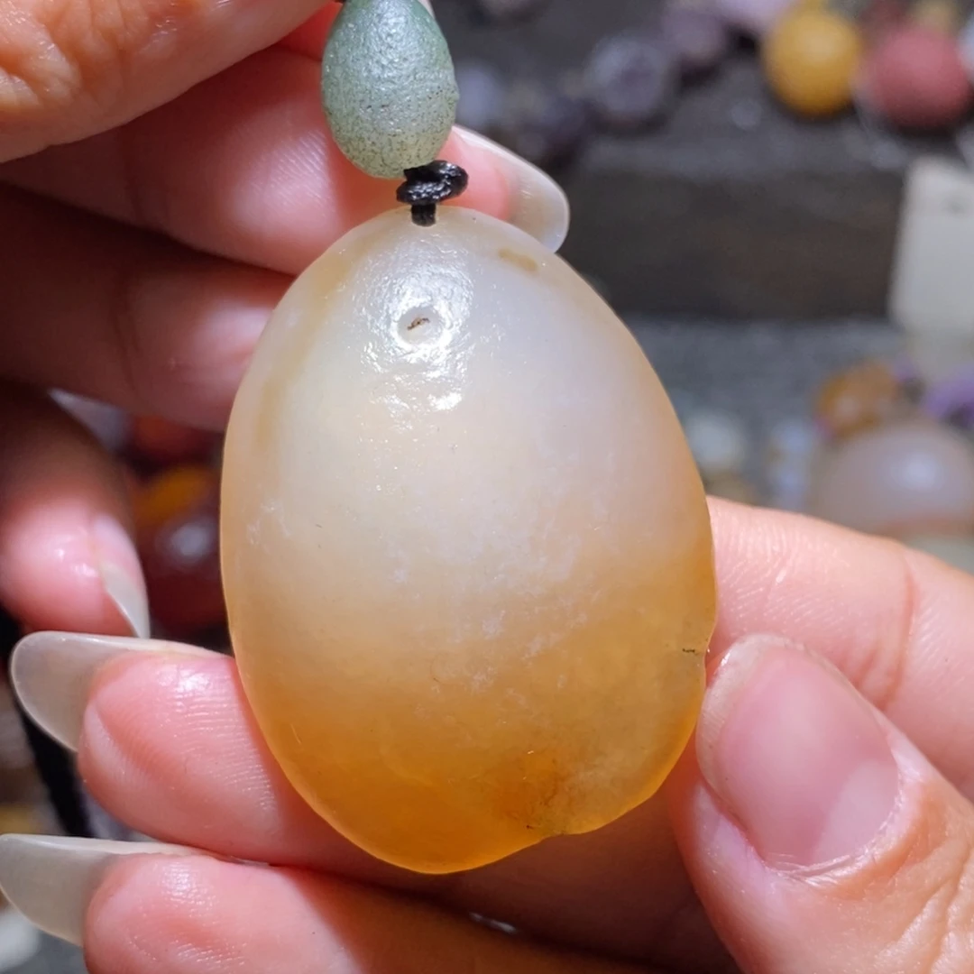 玛瑙/玉髓未镶嵌珠宝半成品