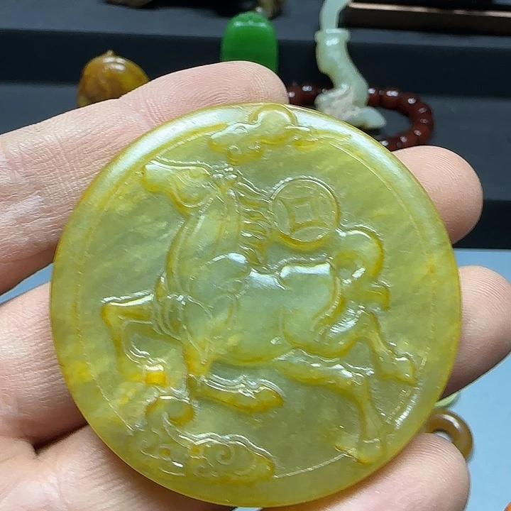 和田玉未镶嵌挂件